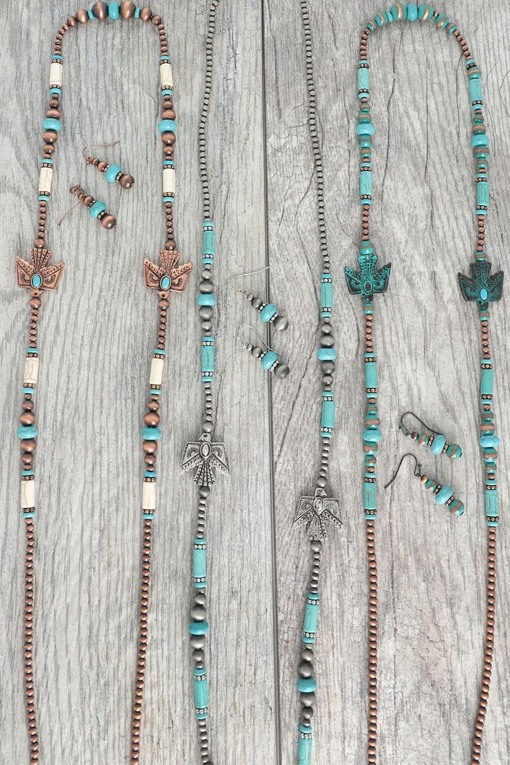 This handcrafted 36" Western Navajo Pearl Turquoise necklace features semi-precious stones and an adjustable length for a perfect fit. Make a statement with this cowgirl-inspired piece, perfect for adding a touch of the Southwest to your cowgirl or rodeo outfit. A must-have for any Western jewelry collection. Western Jewelry Aesthetic, Western Jewelry Diy, Punchy Jewelry, Diy Western Jewelry, Western Jewelry Necklace, Rodeo Outfit, Diy Leather Earrings, Rodeo Outfits, Cowgirl Jewelry