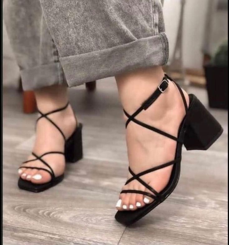 Shoe Ideas For Women, Modern Heels, Elegant Shoes Heels, Welcome To Home, Pretty Sandals, Fashion Shoes Heels, Stylish Heels, Cute Shoes Heels, Shoe Ideas