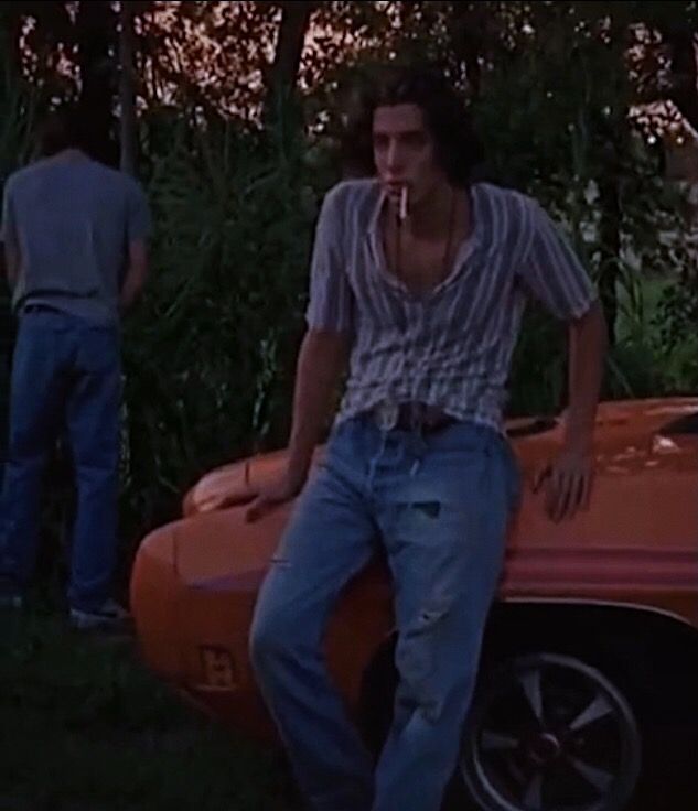 Dazed And Confused Aesthetic Outfits, Kevin Pickford, Shawn Andrews, Dazed And Confused Movie, Brad Pitt Hair, Retro Fashion Outfits, 80s Men, Spring Outfits Men, Worst Movies