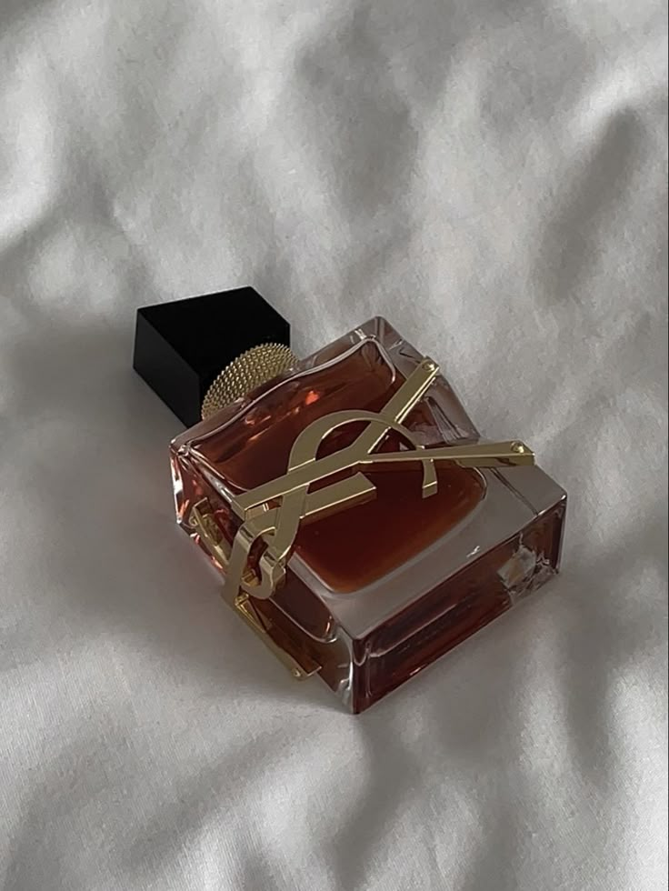 Libre Perfume Aesthetic, Ysl Libre Le Parfum, Ysl Libre Intense Aesthetic, Ysl Astethic, Ysl Perfume Woman, Ysl Perfume Aesthetic, Léa Core, Ysl Libre Perfume, Ysl Libre Intense