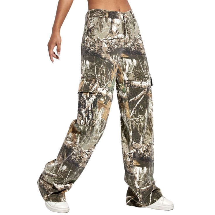 These American Vintage Camouflage Cargo Pants are a stylish addition to any wardrobe. Made from a durable cotton blend, they feature two side cargo pockets and a comfortably adjustable drawstring waist. Designed to last, these cargo pants provide a comfortable fit and effortless style. Features: -60% Cotton, 40% Polyester -High-rise waist -Fashion camouflage design -Side cargo pockets -Straight leg -Street unisex style Army Cargo Pants, Cargo Pants Baggy, Daily Street Style, Cargo Pants For Women, Camo Jogger Pants, Army Fatigue, Hiking Pants Women, Camouflage Cargo Pants, Khaki Cargo Pants