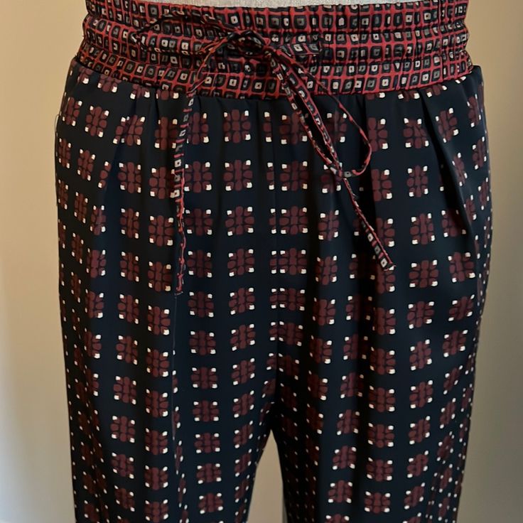 On Trend Menswear/ Pajama Look. Nwot. Polyester Feels Like Lightweight Silk. Elasticized Waist With Tie. Soft Pleats At Front. Ankle Length. Fun Pattern With Contrasting Pattern Waistband. Unlined. Pristine Condition. Pajama Pant, M Pants, Zara Pants, Zara Black, Cool Patterns, Ankle Length, Black Red, Pant Jumpsuit, Pajamas