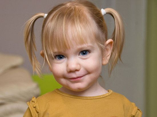 pig tail Pig Tails Hairstyles Kids, Tails Hairstyles, Pig Tails Hairstyles, Two Plaits, Kids Salon, Plastic Surgery Photos, Side Ponytails, Pig Tails, Two Ponytails