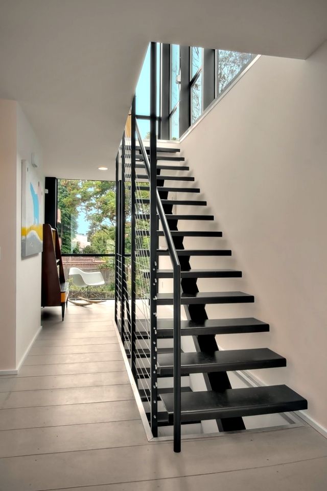 The modern steel staircase inside and outside in the amazing design External Staircase, Escalier Design, Staircase Remodel, Steel Stairs, Metal Stairs, Stairs Design Modern, Seattle Homes, Modern Stairs, Lan Can