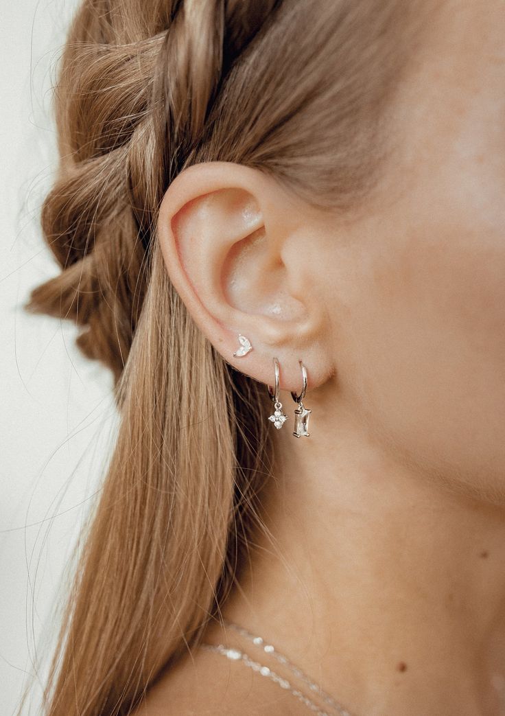 Small Silver Hoop Earrings, Formal Earrings, Pretty Ear Piercings, Simple Hoop Earrings, Ear Stack, Ringe Gold, Hoop Earring Sets, Small Earrings Studs, Hanging Earrings