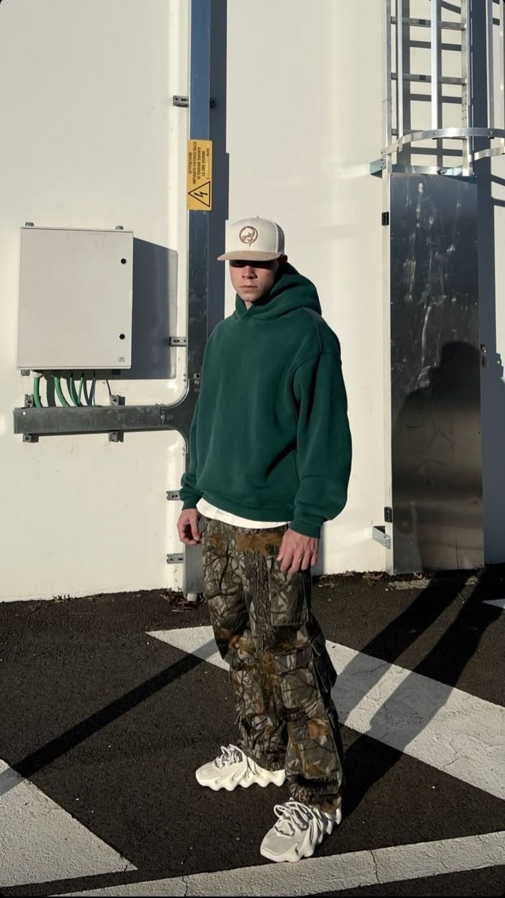 Yeezy 450 Outfit Men, Yeezy 450 Outfit, Realtree Outfit, Green Cargo Pants Outfit Men, Camo Pants Outfit Men, Yeezy 450, Kanye West Outfits, Camo Pants Outfit, Sweater Outfits Men