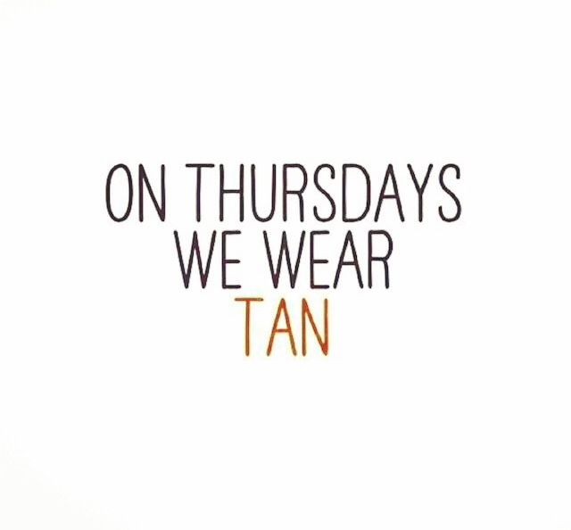 One More Day To Go, Tan Quotes, Spray Tan Marketing, Spray Tanning Quotes, Spray Tanning Business, Spray Tan Tips, Mobile Tanning, Tanning Studio, Tanning Business