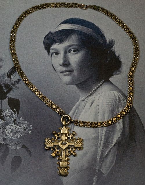 Grand Duchess Tatiana 17th Century Russian Cross Necklace - Antique Jewelry | Vintage Rings | Faberge Eggs Grand Duchess Tatiana, Russian Cross, Grand Duchess Tatiana Nikolaevna Of Russia, Diamond Star Necklace, Grand Duchess Olga, Romanov Family, Inspirational Bracelets, Diamond Necklace Set, Faberge Eggs