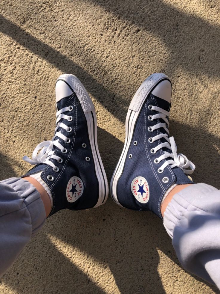 Navy Blue Converse Outfit, Navy Converse Outfit, Andrew Dacosta, Blue Converse Outfit, Converse Colors, Navy Blue Converse, Converse 70, Converse Collection, Navy Converse