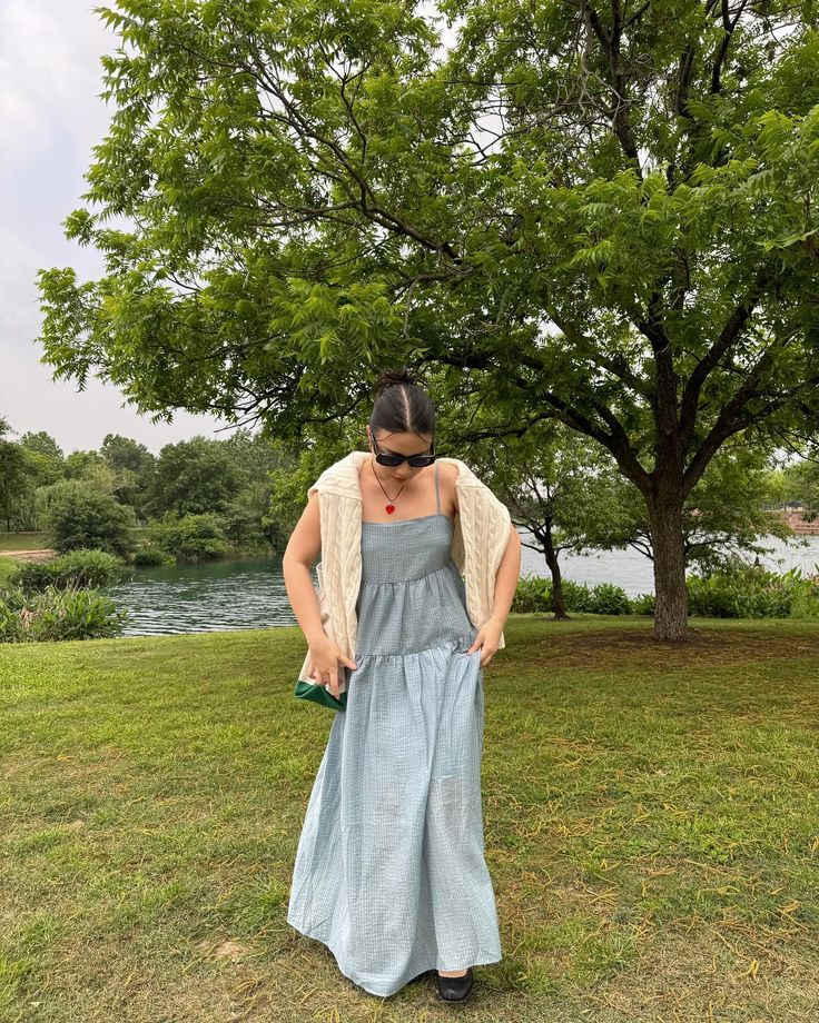 spring vibes in @thingsbetween_ 🧺💐🦢🎀✨ check out @thingsbetween_ Garden Party collection for the cutest spring pieces 🌷 . spring maxi dress casual spring style outfit inspo #springfashion #springdress #springoutfit #springaesthetic #casualstyle Garden Dress Outfit, Picnic Fits, Casual Spring Style, Picnic Outfit Summer, Bday Fits, Garden Outfit, Garden Party Outfit, Picnic Outfit, Maxi Dress Casual