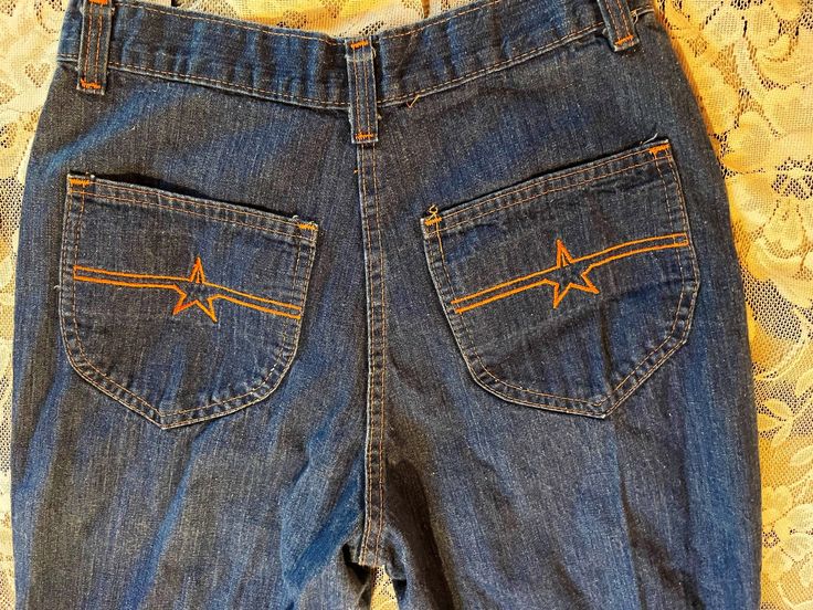 "Vintage 70s gals jeans by Montgomery Ward, stars embroidered on back pockets, so freaking cute! In good shape. Waist 28\" Inseam 35\"" Vintage Jeans Pockets, Embroidery Back Pocket Jeans, Embrodered Jeans, Embrodery Jeans, Embroiderd Jeans, Embroidered Jeans Pocket, Star Pocket Jeans, 1970s Embroidery, Embroidery On Jeans