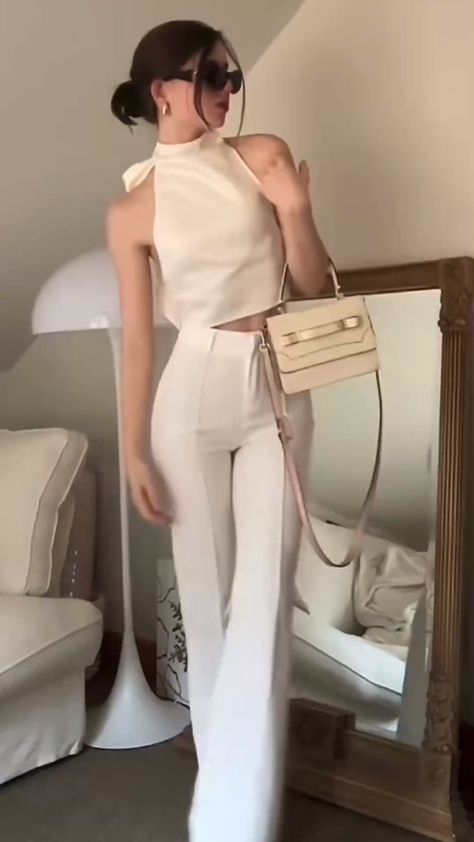 Classy White Pants Outfits, Elegantes Party Outfit, Elegante Casual, Stylish Work Outfits, Business Outfit, Moda Vintage, Looks Chic, Style Mistakes, Professional Outfits