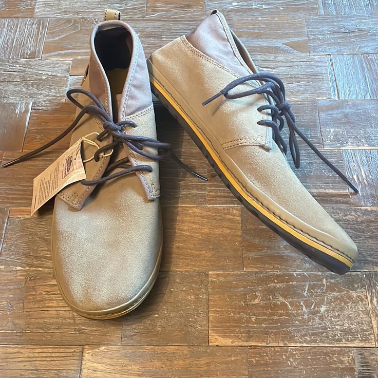 Nwob. Simple E. Benedict #2204 Chukka Suede, Canvas & Leather Boots. Biodegradable Soles, Eco Certified Leather & Suede. Features Bio.D Technology. The "Pedbed" Is Made Of Super-Soft Squishy Pu Foam And Recycled Rubber That's Both Supportive And Well-Cushioned. Pet Lining. Low-Profile Midsole Made With Bio.D. Bio.D Outsole With Oversized Herringbone Pattern For Traction. Footform Is Made From Post-Consumer Recycled Paper. Perfect For The Eco Minded Individual Beige Plain Toe Casual Leather Shoes, Casual Beige Leather Shoes With Plain Toe, Casual Beige Plain Toe Leather Shoes, Casual Beige Leather Shoes With Textured Sole, Casual Beige Leather Shoes With Rubber Sole, Casual Ankle-high Leather Shoes, Casual Ankle-high Boots For Everyday, Casual Leather Slip-on Shoes With Ortholite Insole, Casual Beige Leather Shoes With Removable Insole