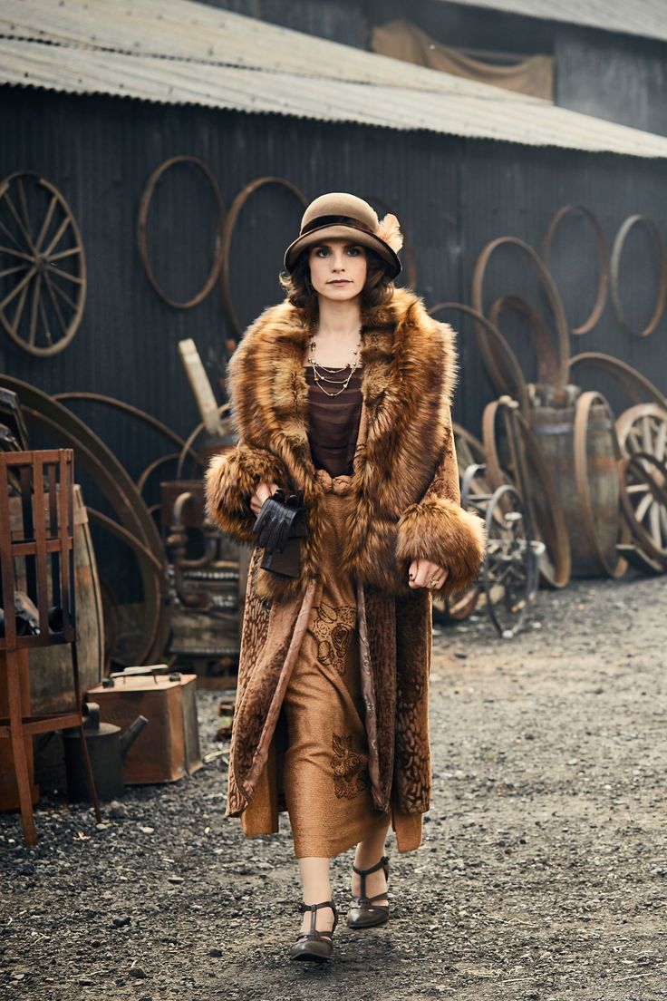 Peaky Blinders Fashion Women, May Carleton, Peaky Blinders Fancy Dress, Peaky Blinders Outfit Women, Peaky Blinders Dress, Peaky Blinders Outfit, Costume Peaky Blinders, Peaky Blinders Party, Peaky Blinders Fashion