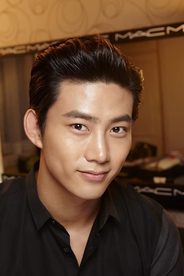 #Taecyeon Ok Taec Yeon, Ideal Woman, New Boyz, Hyun Ji, Ok Taecyeon, Hot Asian Men, Blood Type, Nerd Girl, Asian Celebrities