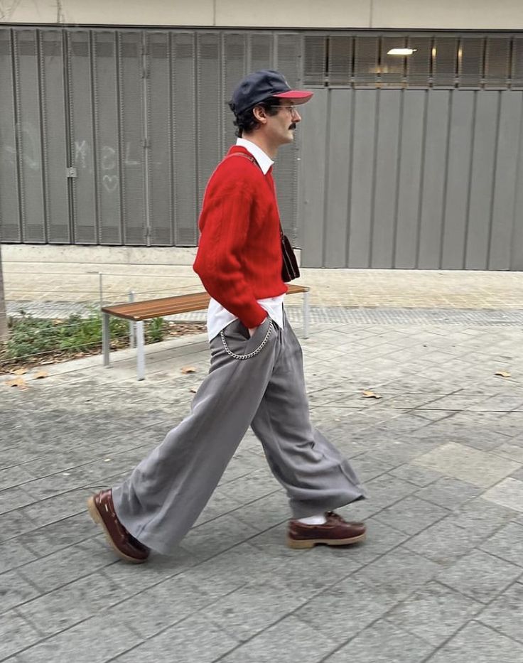 Men’s Artsy Fashion, Grey Pants Outfit Men, Artsy Outfit Men, Red Streetwear Outfit, Red Pants Men, European Mens Fashion, Aesthetic Male Outfits, Grey Pants Outfit, Pants Outfit Men