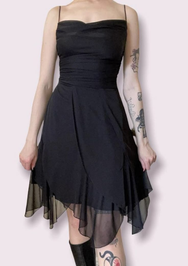 Goth Homecoming Dress Short, Edgy Prom Dress Short, Alternative Homecoming Dress, Goth Fairy Dress, Alt Homecoming Dresses, Emo Homecoming Dresses, Black Fairy Outfit, Goth Homecoming Dress, Grunge Dress Formal