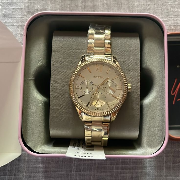 Classic Women’s Watch! Orig. $160 Fossil Watches Women, Watches Women, Fossil Watch, Classic Women, Fossil Watches, Steel Watch, Stainless Steel Watch, Rye, Accessories Watches