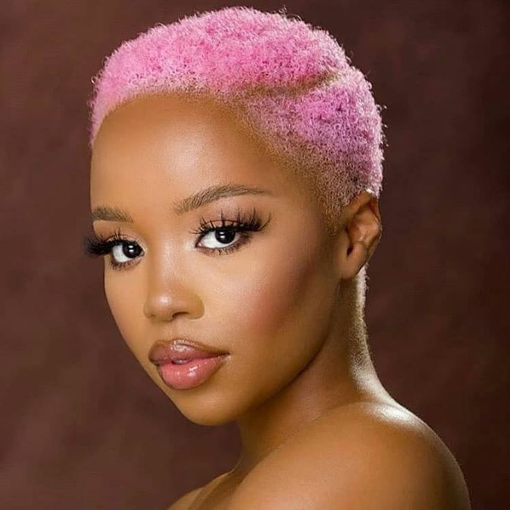 naturalhair | hairtips | on Instagram: “How do you spice up your #twa 💕😍👌🏾 .follow us @rocksnaturalhair for more . . . . . .join us @rocksnaturalhair for more 🔥🔥🔥 . . . 🎥…” Low Haircuts, Low Cut Hairstyles, Pink Short Hair, Short Dyed Hair, 2020 Makeup, African Ladies, Shaved Hair Designs, Natural Hair Short Cuts, Hair Tint