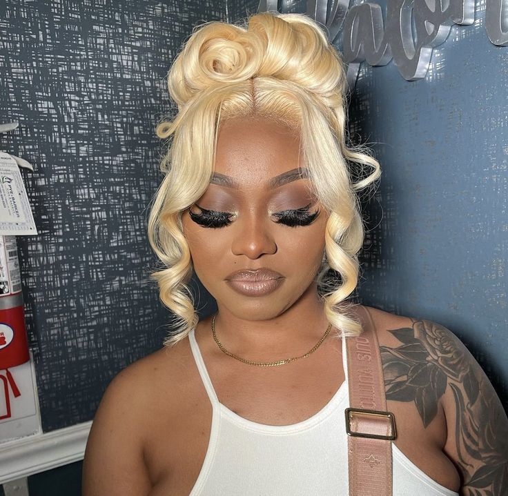 Pin Up Lace Wig, Up Do Lace Front Wigs, Honey Blonde Updo Black Women, 613 Updo Wig, Ash Blonde Updo Black Women, Blonde Pin Up Hairstyles For Black Women, Blonde Wig Updo Black Women, 30th Hairstyle, Updo Wigs Black Women