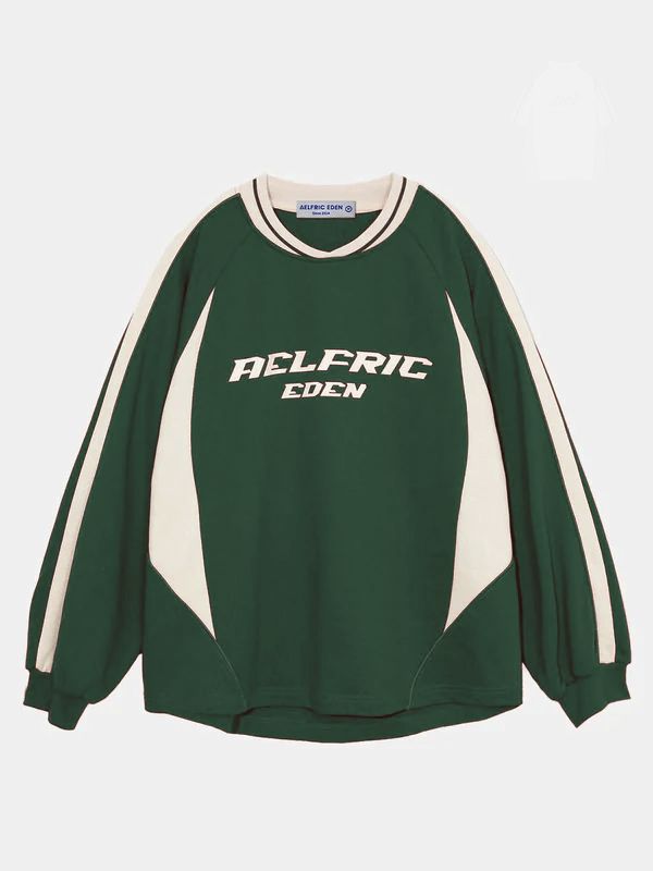 Aelfric Eden Vintage patchwork Sweatshirt [Recommended by@xxjuliexoxo] Pop Culture Fashion, Fits Streetwear, Patchwork Sweatshirt, Top Streetwear Brands, Aelfric Eden, Oversized Streetwear, Oversized Crewneck, Futuristic Fashion, Clothing Details