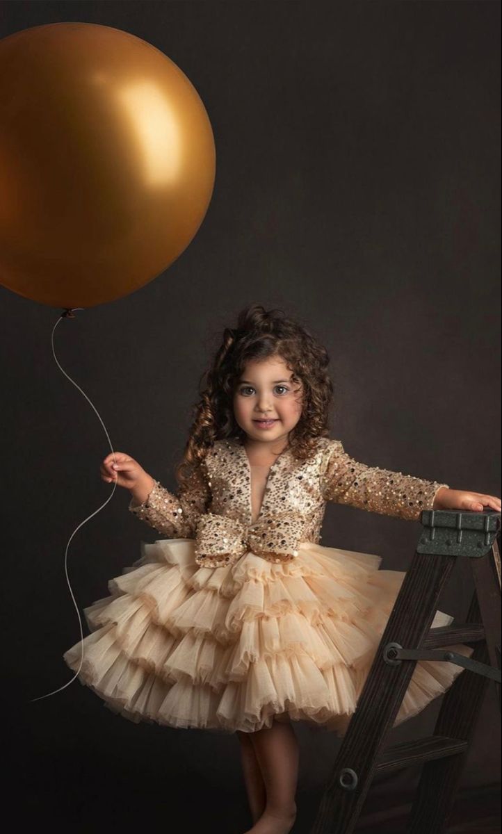 Toddler Pageant, Prom Dress Ball Gown, First Birthday Dress, Birthday Tutu Dress, 1st Birthday Dresses, First Birthday Dresses, Dress Tutu, Dress Ball Gown, Birthday Girl Dress