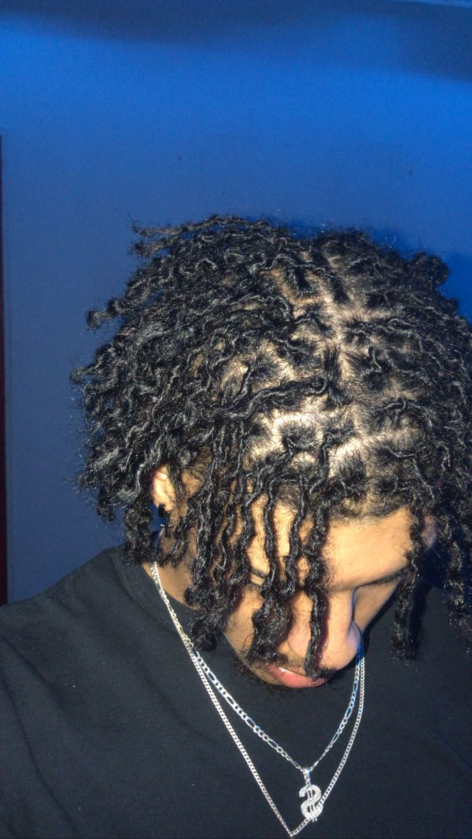 Dreads Twist Out Dreads Men, Small Dreads Men, Dreads Retwist Men, Curly Dreads Men, Dreads Styles Men, Curly Locs Men, Male Twists Hair Black Men, Dreads Black Man, Curly Hair Dreads