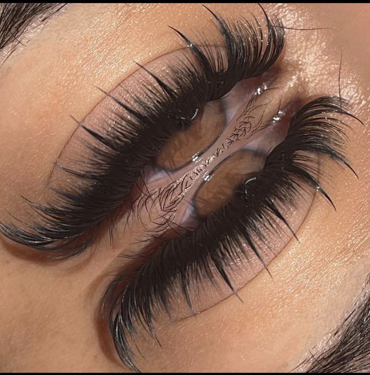 Bottom Lash Extensions, Natural Fake Eyelashes, Lash Extentions, Lashes Fake Eyelashes, Lash Extensions Makeup, Eyelash Technician, Lash Extensions Styles, Eyelash Extensions Styles, Perfect Eyelashes