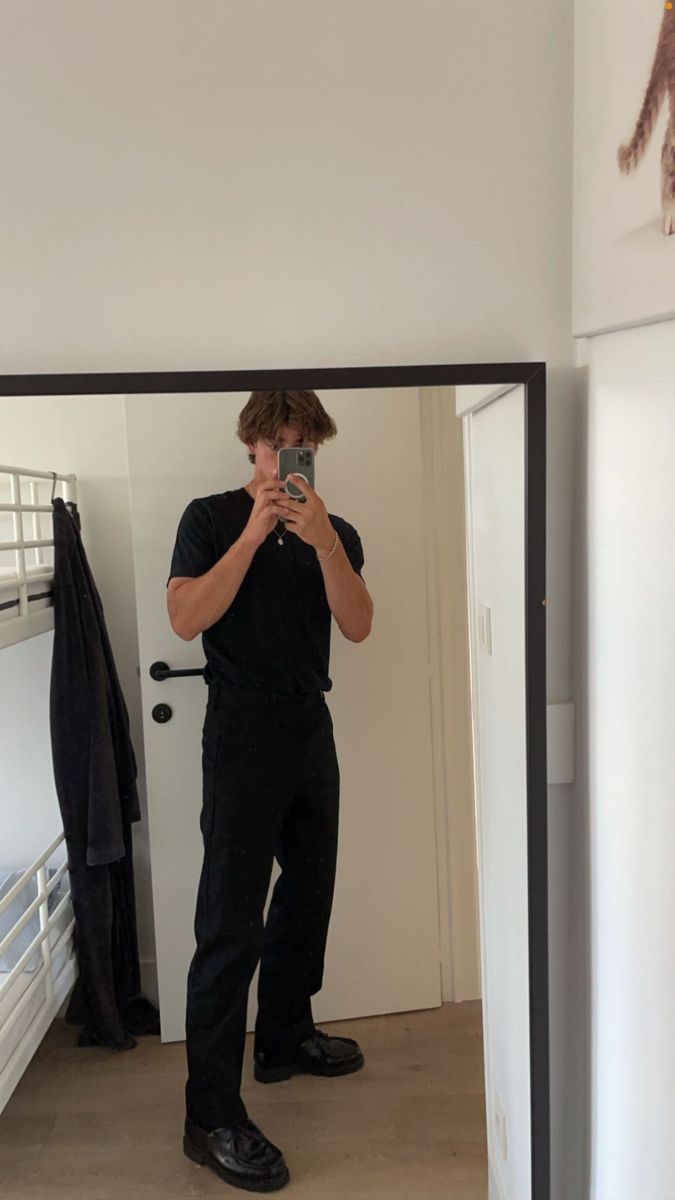 Rhys Larsen Twisted Games, Rhys Larsen, Black Loafers Outfit, Loafers Men Outfit, Glasses Outfit, Twisted Games, Black Outfit Men, Boyfriend Outfit, Guy Fits