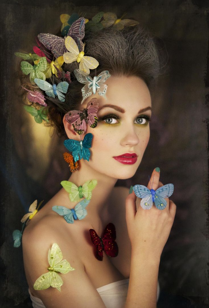 Butterfly girl by Marit Kristine Aasen on 500px Madam Butterfly, Woman With Flowers, Butterfly Girl, Flowers In Her Hair, Smink Inspiration, Photographie Portrait Inspiration, Butterfly Kisses, Hur Man Målar, Fantasy Makeup