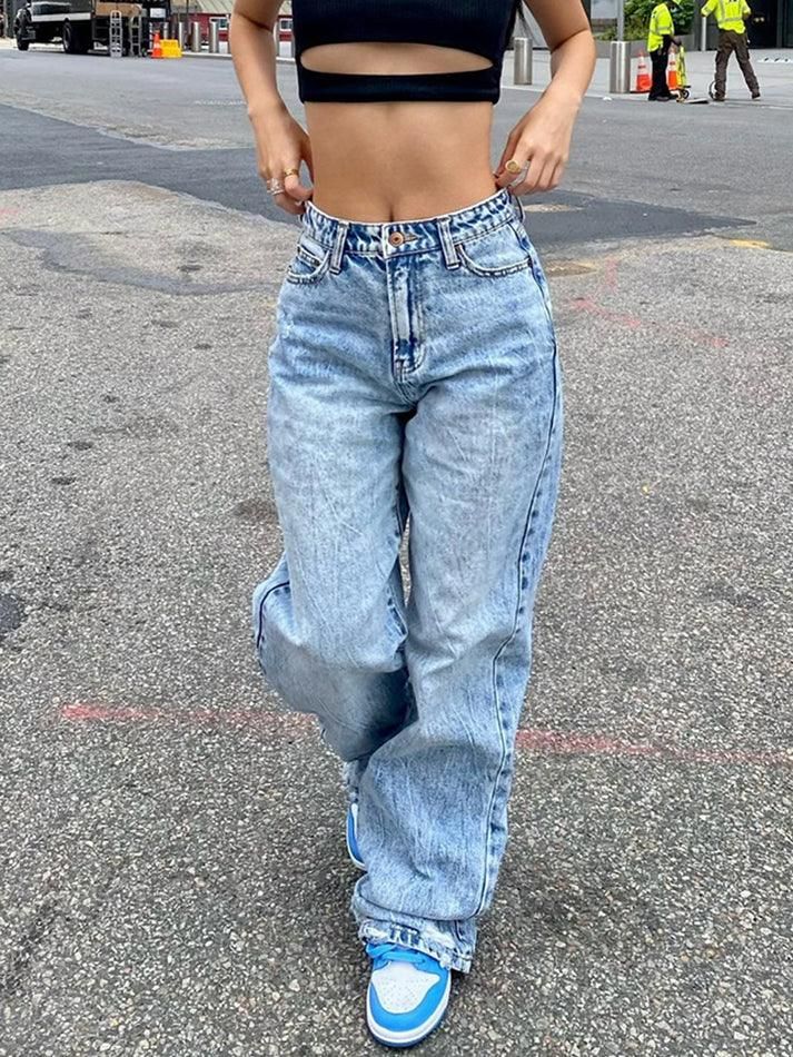 Basic Wash Straight Leg Boyfriend Jeans - AnotherChill Preppy Basics, Boyfriend Jeans Style, Woman Pants, Street Y2k, Jeans Street Style, Jeans Woman, Middle Age Fashion, Vintage Preppy, Fashion Aesthetics