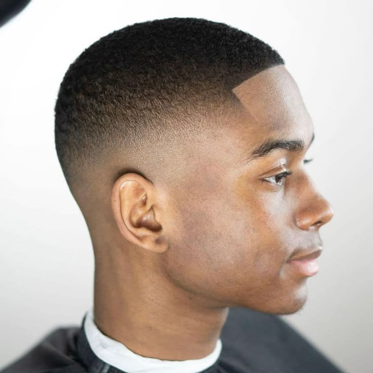 Military Fade Haircut, Black Boys Haircuts Fade, Black Hair Fade, Man Haircut Fade, Black Man Haircut, Black Man Haircut Fade, Waves Hairstyle Men, Men Fade Haircut Short, Black Boys Haircuts