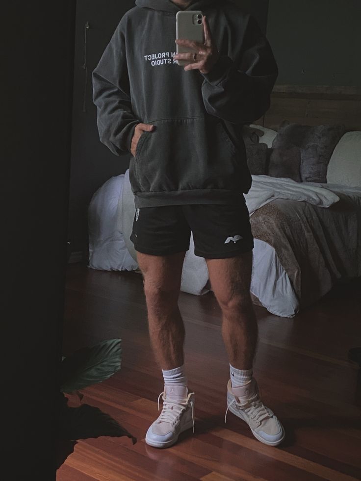 Mens Gym Shorts Outfit, Athletic Outfits Aesthetic Men, Mens Shorts And Hoodie Outfit, Oversized Hoodie And Shorts Outfit Men, Hoodie With Shorts Outfits Men, Guy Outfits Aesthetic Casual, Sport Man Style, Men Outfits Athletic, Hoodie Shorts Outfit Men