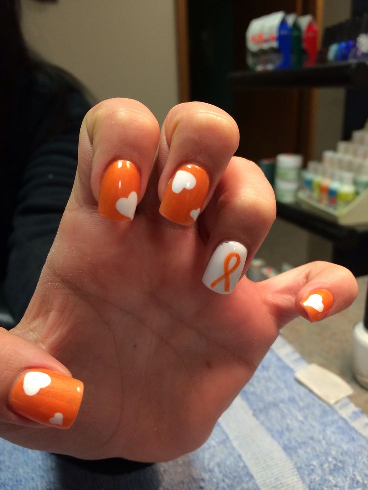 Orange ribbon nails!! Ms Awareness Nails, Ms Nails, Basketball Nails, Orange Ombre Nails, Orange Nail Designs, September Nails, Peach Nails, Graduation Nails, Cute Nail Art Designs