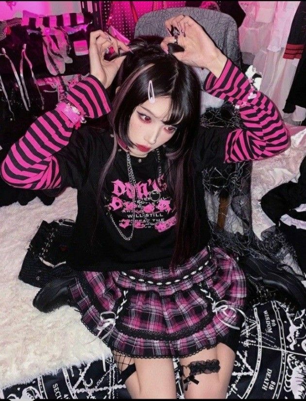 Goth Kawaii, Pastel Goth Outfits, Pastel Goth Fashion, Alt Outfits, Kawaii Goth, Harajuku Outfits, Kawaii Fashion Outfits, Estilo Punk, Punk Outfits