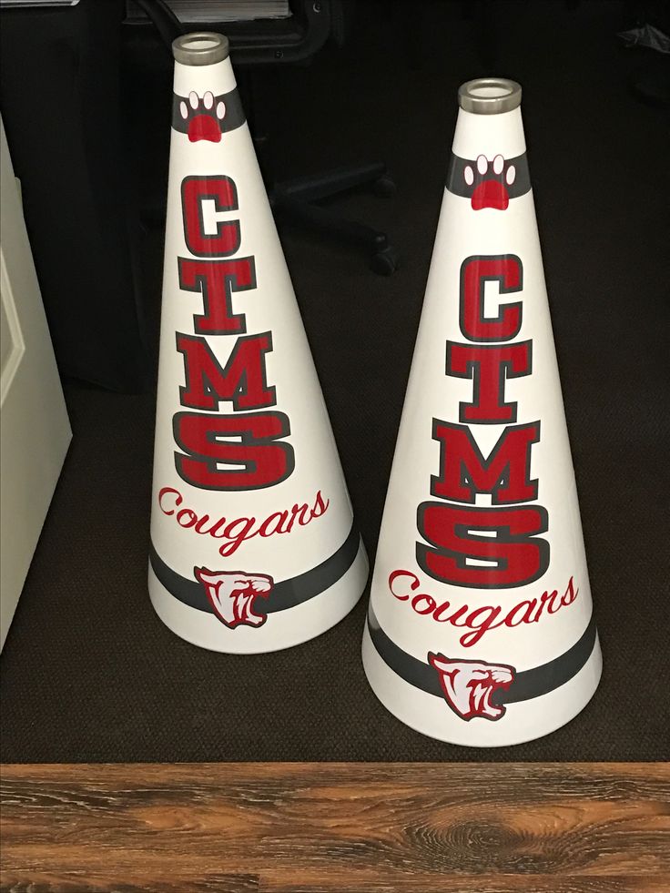 Senior Megaphone Ideas, Cheer Megaphone Ideas, Megaphone Decorating Ideas, Megaphone Cheer Gifts, Cheer Megaphone Designs Ideas, Custom Cheer Megaphones, Megaphone Designs, Cheer Megaphone Designs, Cheerleading Megaphone Designs