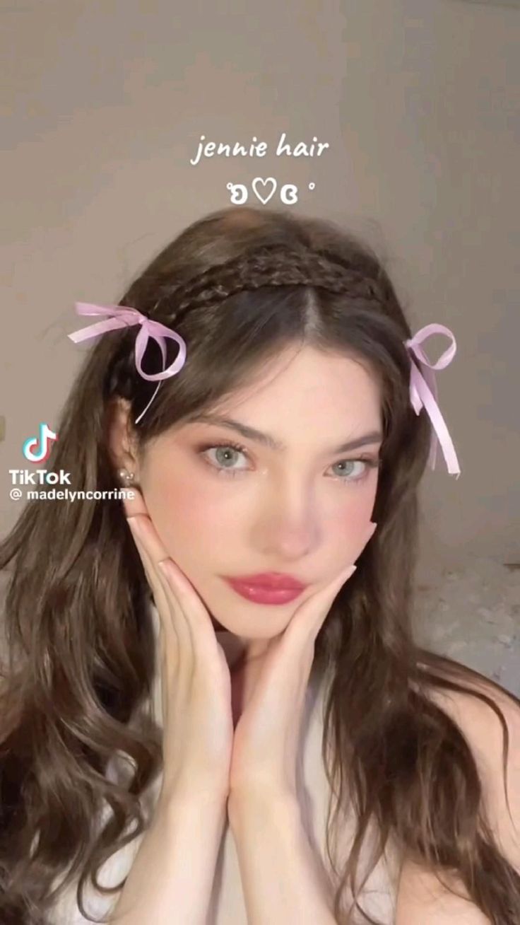 Hair Ribbons Hairstyles, Bow Hairstyles, Hair Style Korea, Hair Inspiration Long, Tutorial Ideas, Hairstyles For Layered Hair, Bow Hairstyle, Hair Tips Video, Trendy Hairstyle