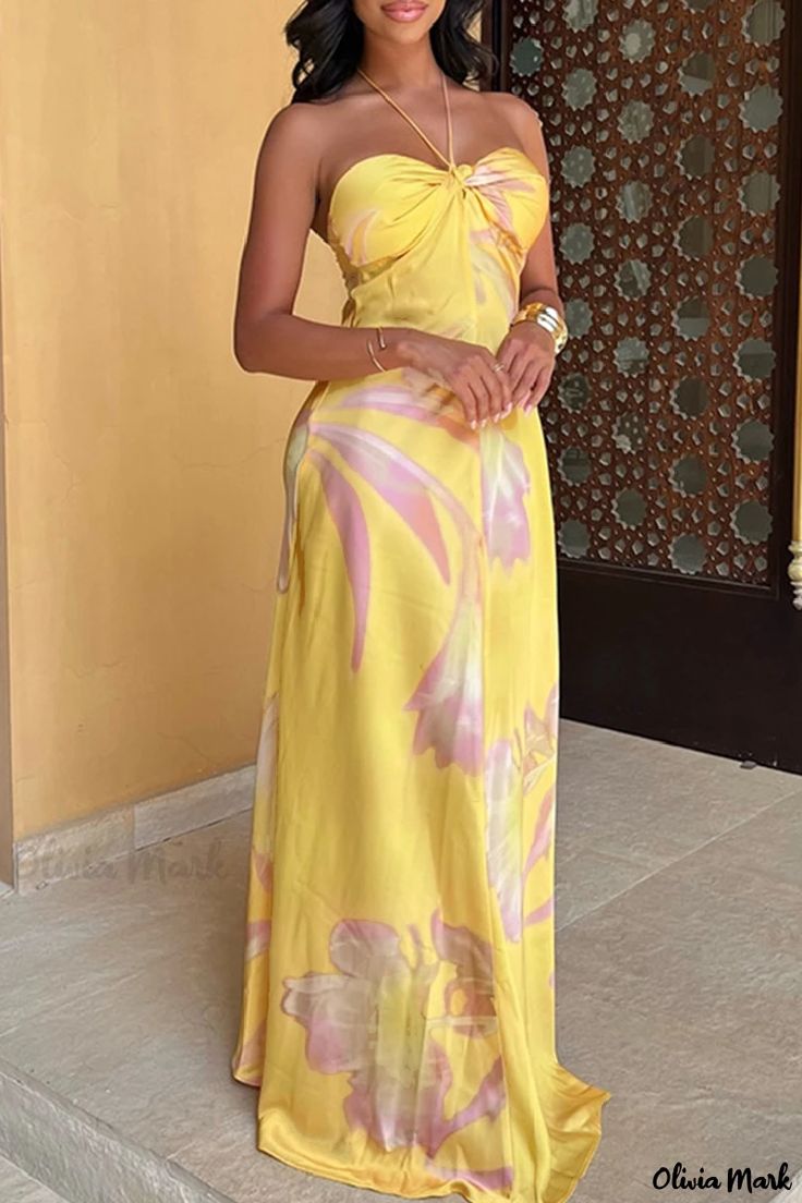 Olivia Mark - Elegant Maxi Evening Dress with Floral Print and Belted Detail Yellow Formal Dresses, Belted Long Dress, Printed Satin Dress, Formal Party Dress, Halter Maxi, Maxi Slip Dress, Maxi Dress Evening, Beautiful Clothes, Hip Dress