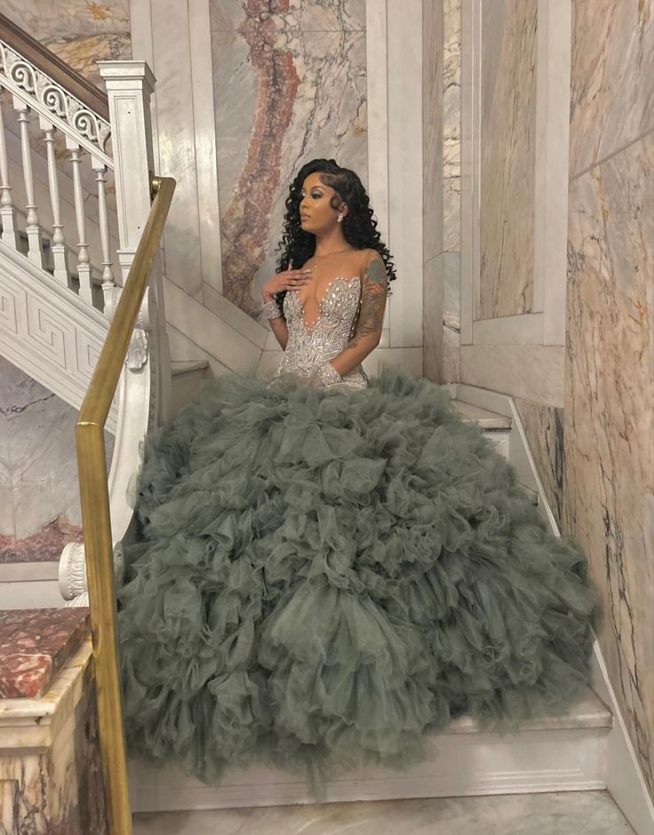 Ball Dresses Black Women, Sweet 16 Dresses Elegant, Big Fluffy Prom Dresses, Prom Dresses Fluffy Long, Prom Poofy Dresses, Prom Dresses Black Women Plus Size, Prom Pictures Black Women, Puffy Prom Dresses Ball Gowns, Cute Prom Dresses Black Women