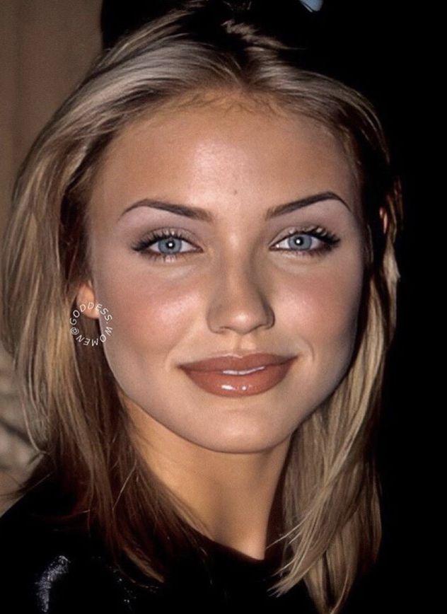 90s Models Makeup, 1990s Makeup, Early 2000s Makeup, 90’s Makeup, 2000 Makeup, 2000s Makeup Looks, 90s Makeup Look, Y2k Makeup, 90s Makeup