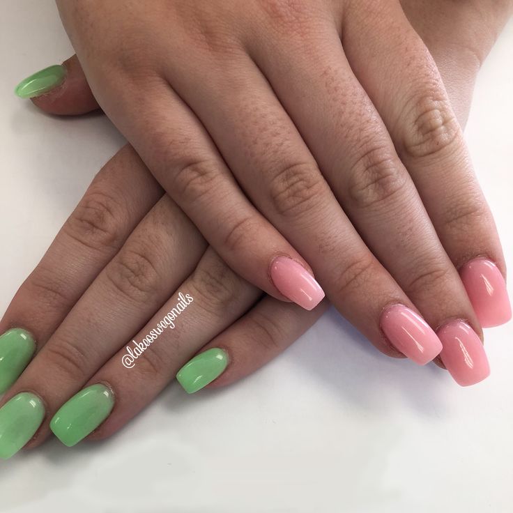 Wicked Nails Musical Pink And Green, Wicked The Musical Nails, Green Pink Gold Nails, Dark Green And Pink Nails, Green And Pink Nails, Pink Gold Nails, Mixed Mani, Mens Nails, Toe Nail Color