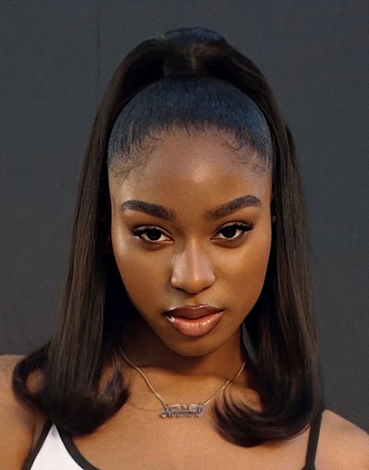 𝕵𝖊𝖜𝖑𝖘 ✧ on Twitter: "This is what TOP TIER on every scale looks like 😌✨… " Hairstyle Inspo, Baddie Hairstyles, Gel Eyeliner, Black Girls Hairstyles, Ponytail Hairstyles, Black Women Hairstyles, Hair Looks, Hair Goals, Maybelline