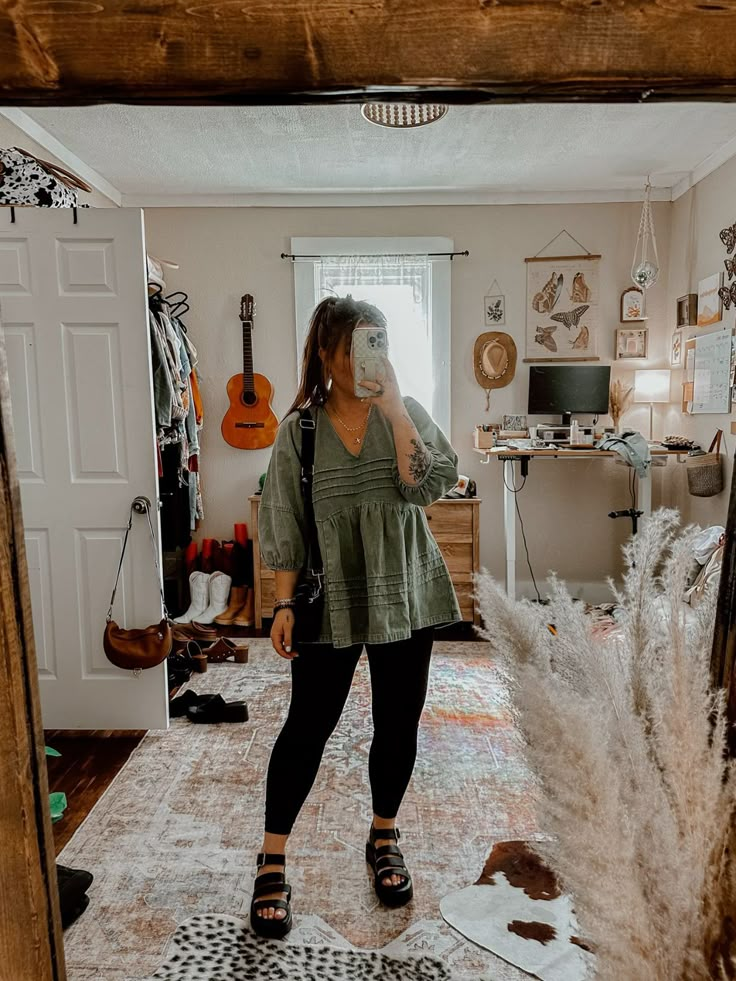 Moving Out Outfit, Jeans Church Outfit Summer, Comfy Fall Outfits 2024, Shacket And Dress Outfit, Spring Mom Outfits 2024, Mom Drop Off Outfit, Outfits To Hide Mom Pouch Ideas, Comfy Church Outfit, Spring Layering Outfits