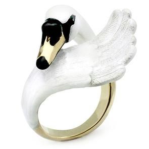 Ballerine Birds Collections This ring is beautifully designed and comfortable to wear. Hand-painted with care and High-Quality Enameling with detailed craftsmanship. // materials: polished brass with 18k gold plating// finishing: high-quality enamel and special coating technique// color : white , black// standard size White Enamel Open Ring For Anniversary, Formal White Enamel Jewelry, White Enamel Jewelry For Formal Occasions, Formal White Enamel Rings, White Enamel Ring For Gift, Elegant White Enamel Ring For Gift, White Enamel Anniversary Rings, White Enamel Elegant Rings, White Enamel Open Ring