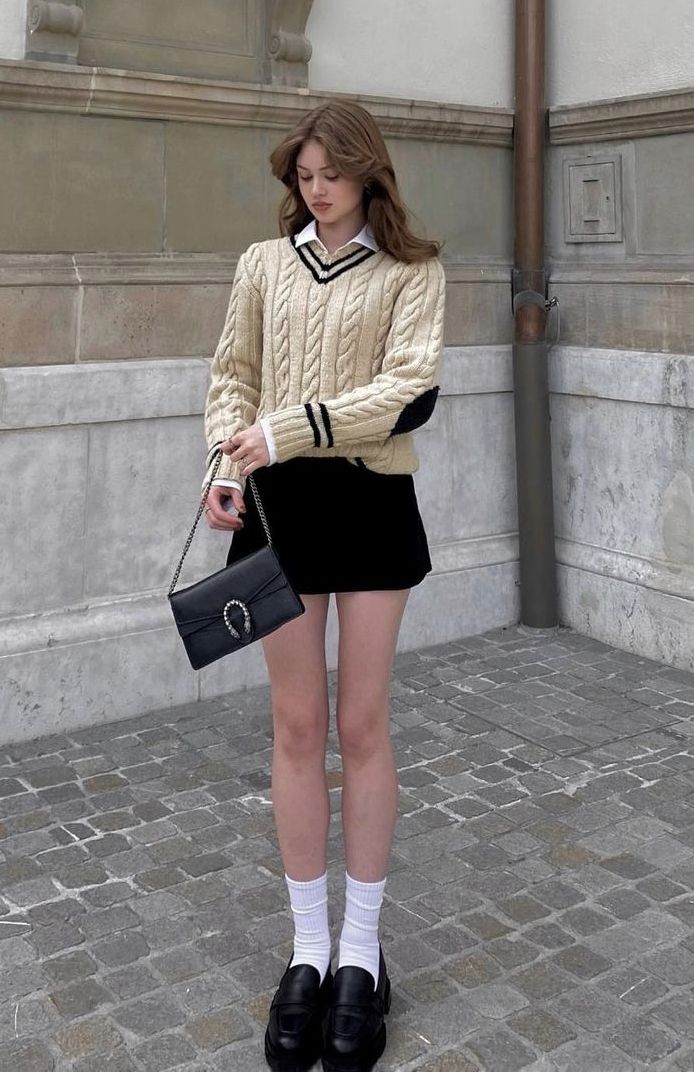 Style Essence, 2024 Aesthetic, Cute Shopping, Academia Outfits, Chique Outfits, Spring Look, Paris Outfits, Outfit Black, Looks Black