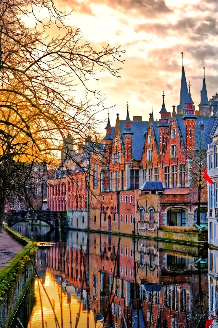 Whether you are looking for some travel inspiration to plan a trip to Belgium or you want some amazing Belgium captions to go with your photos from an epic trip that you just had, you will find everything in this list of quotes about Belgium. Bruges Belgium, Belgium Travel, Paris Tours, Magic Hour, Aarhus, European Travel, Travel Inspo, Travel Aesthetic, Travel Around The World