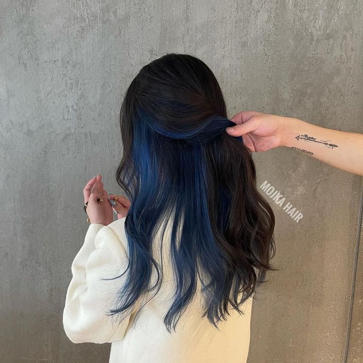 Blue Hair Underneath, Under Hair Dye, Under Hair Color, Blue Hair Highlights, Hidden Hair Color, Hair Color Underneath, Peekaboo Hair, Patina Copper, Hair Inspiration Long