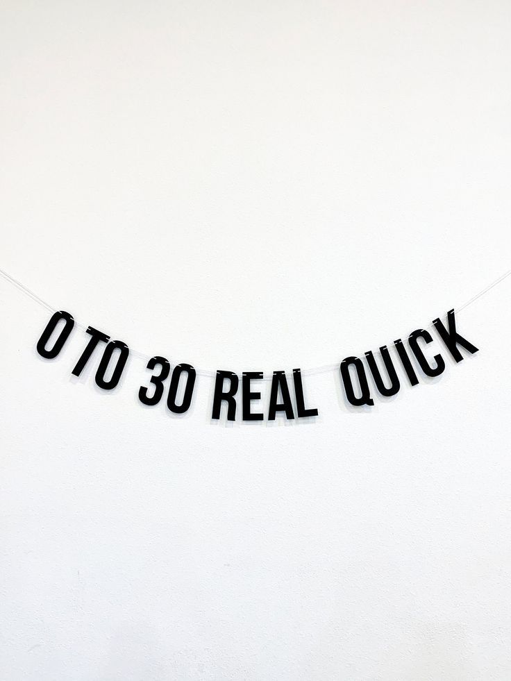 a black and white banner with the words'otd 30 real quick'on it