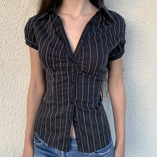 Summer French Style, Streetwear Chic, Crop Top Casual, Casual Summer Tops, Looks Black, Baggy Pants, Turndown Collar, Slim Fit Shirt, Puff Sleeve Top