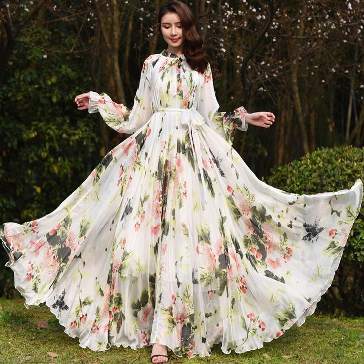 New Party Wear Dress, Chiffon Blouses Designs, Floral Print Gowns, Polka Dot Maxi Dresses, Fashion Sketches Dresses, Fancy Dresses Long, Printed Gowns, Chiffon Dress Long, Frock Design